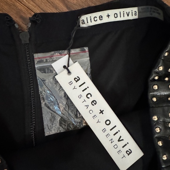 Alice + Olivia leather skirt - Picture 3 of 5